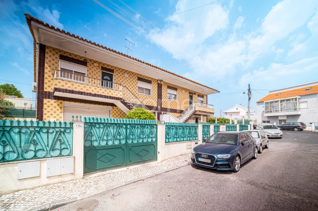 Moradia T4 para Venda em Camarate, Unhos e Apelação Foto 45
