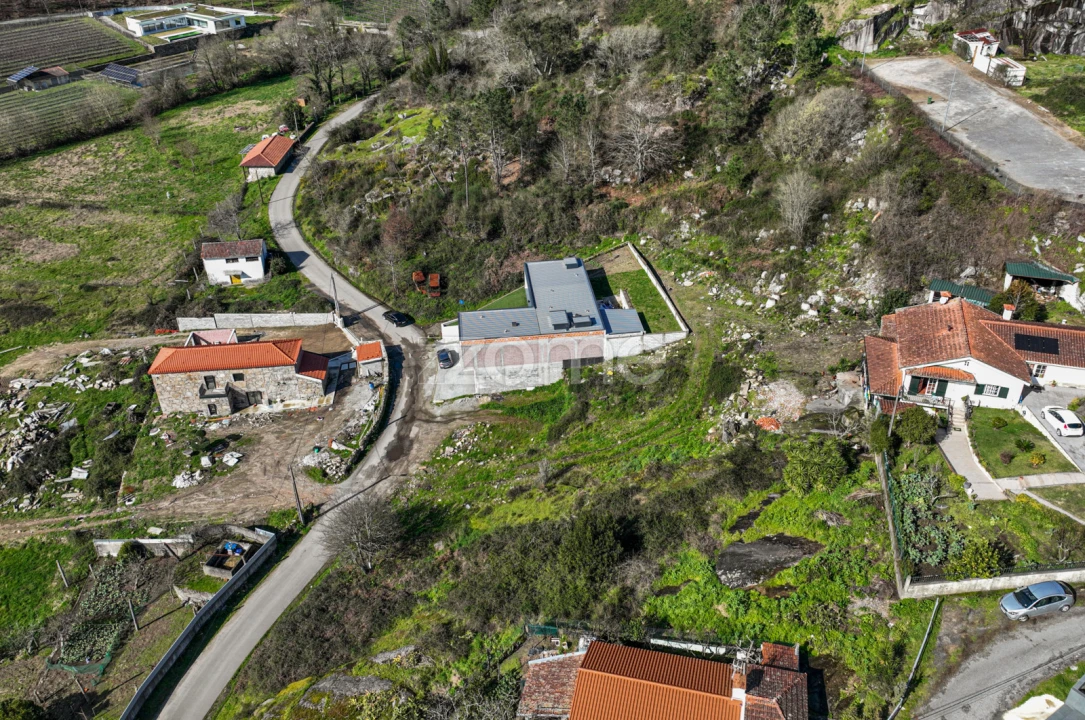 Terreno para Venda em Lanhas Foto 32
