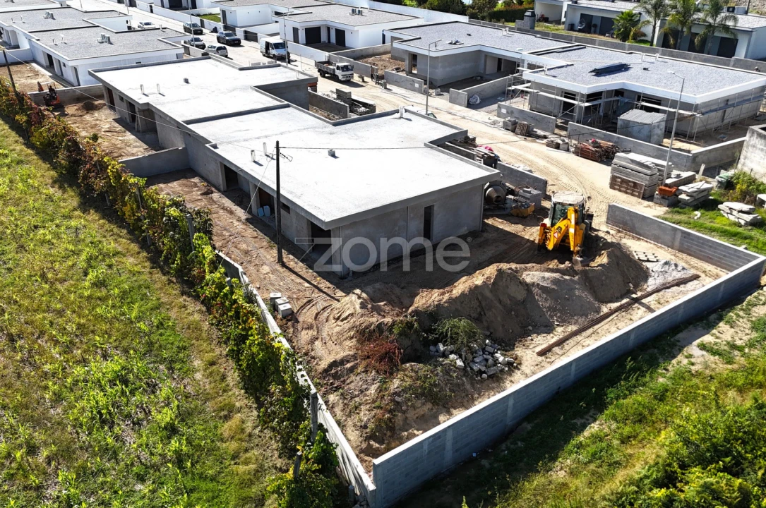 Moradia T3 para Venda em Ferreiros, Prozelo e Besteiros Foto 27