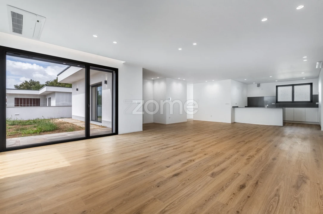Moradia T3 para Venda em Ferreiros, Prozelo e Besteiros Foto 6