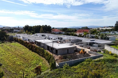 Moradia T3 para Venda em Ferreiros, Prozelo e Besteiros