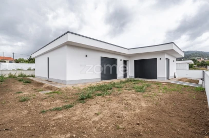 Moradia T3 para Venda em Ferreiros, Prozelo e Besteiros