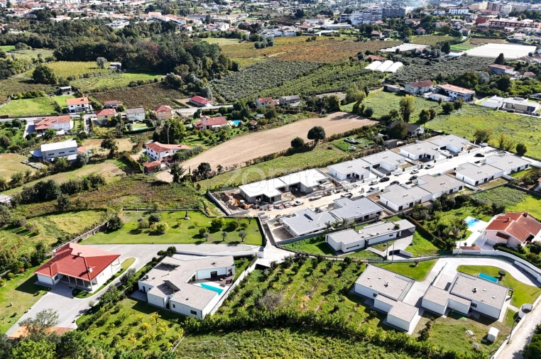Moradia T3 para Venda em Ferreiros, Prozelo e Besteiros Foto 32