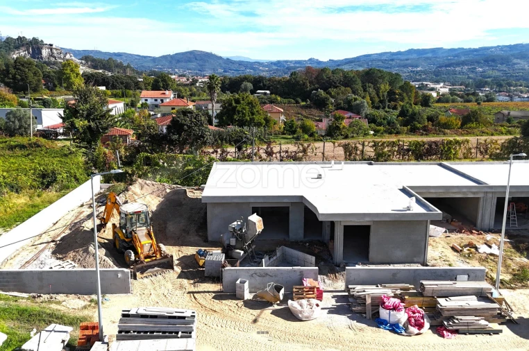 Moradia T3 para Venda em Ferreiros, Prozelo e Besteiros Foto 24