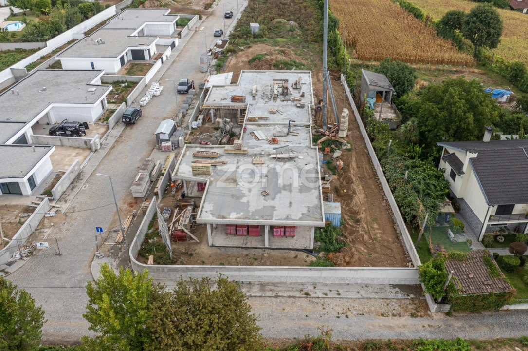 Moradia T3 para Venda em Ferreiros, Prozelo e Besteiros Foto 37