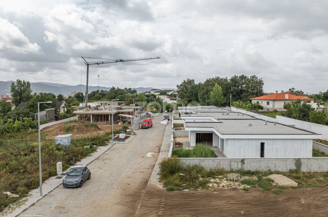 Moradia T3 para Venda em Ferreiros, Prozelo e Besteiros Foto 33