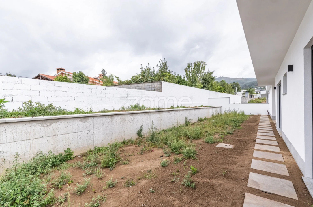 Moradia T3 para Venda em Ferreiros, Prozelo e Besteiros Foto 26