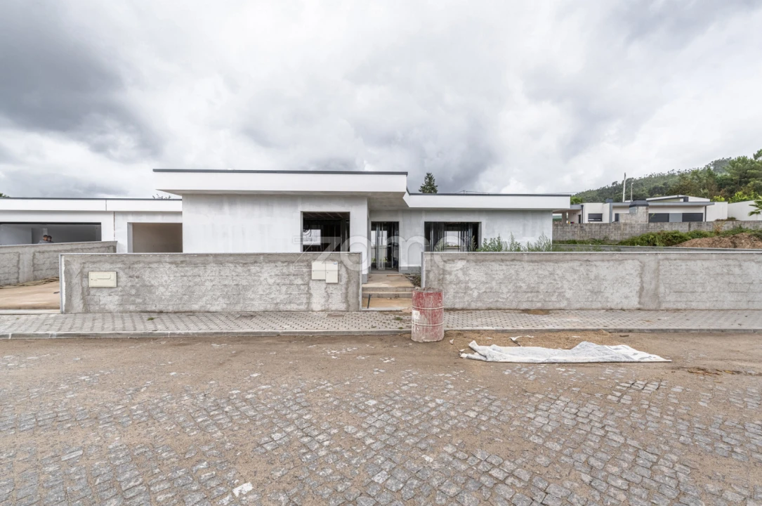 Moradia T3 para Venda em Ferreiros, Prozelo e Besteiros Foto 31