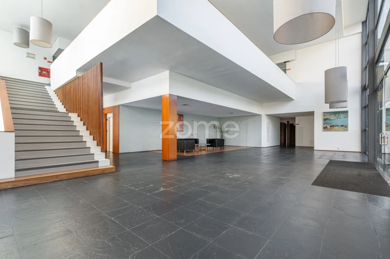 Apartamento T1 para Venda em Gemeses Foto 6