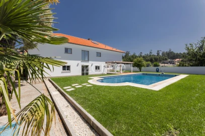Moradia T3 para Venda em Regadas