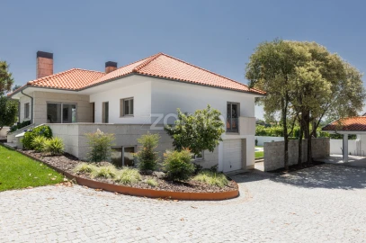 Moradia T3 para Venda em Regadas
