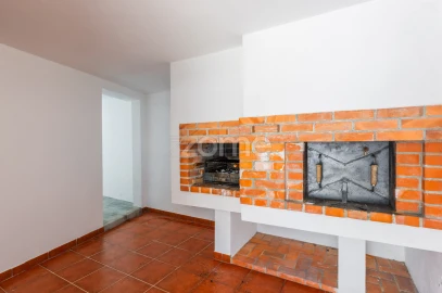 Moradia T3 para Venda em Regadas