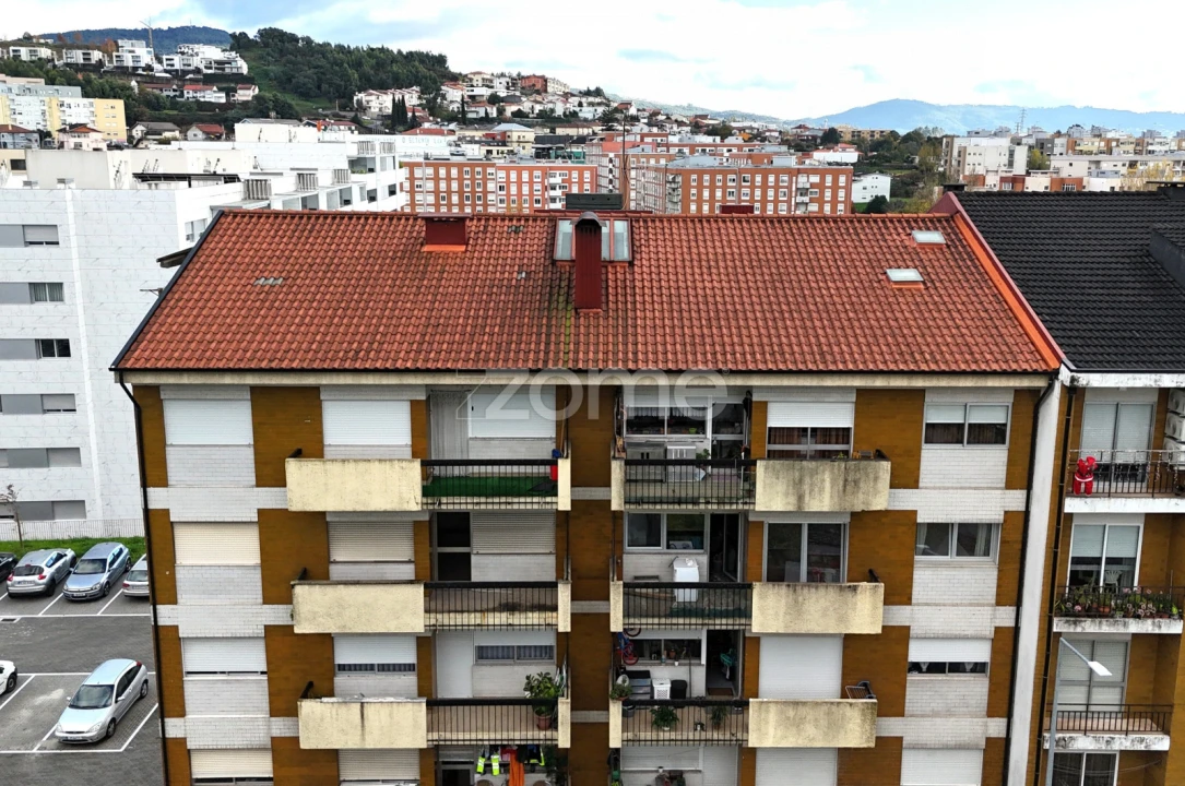 Apartamento T1 para Venda em Braga (Maximinos, Sé e Cividade) Foto 18