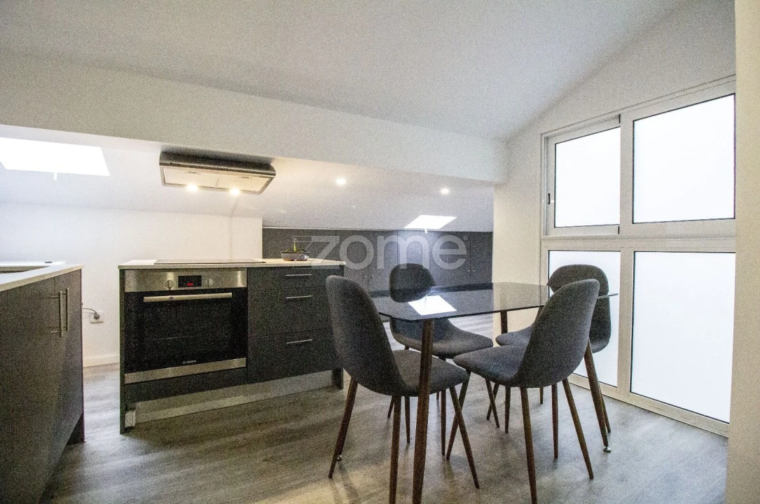 Apartamento T1 para Venda em Braga (Maximinos, Sé e Cividade) Foto 8