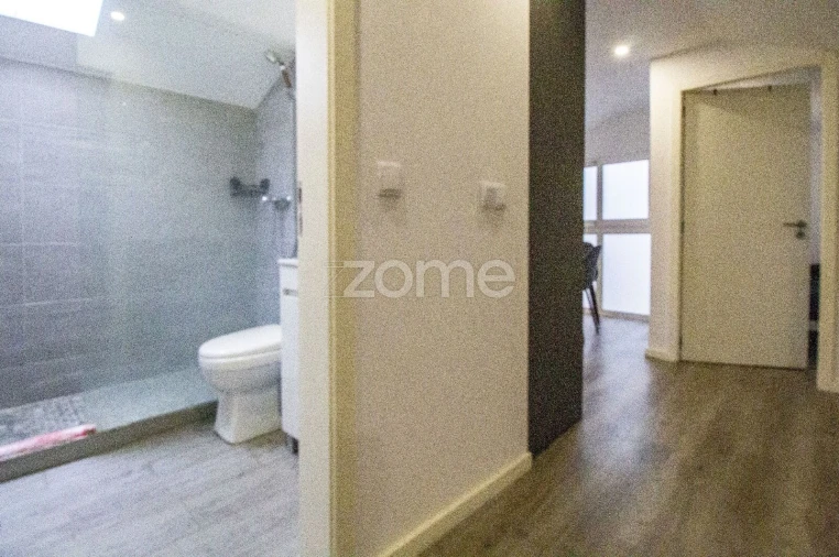 Apartamento T1 para Venda em Braga (Maximinos, Sé e Cividade) Foto 14