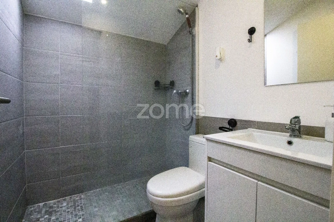 Apartamento T1 para Venda em Braga (Maximinos, Sé e Cividade) Foto 1