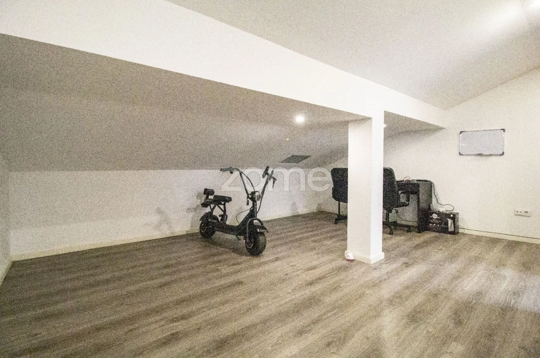 Apartamento T1 para Venda em Braga (Maximinos, Sé e Cividade) Foto 13