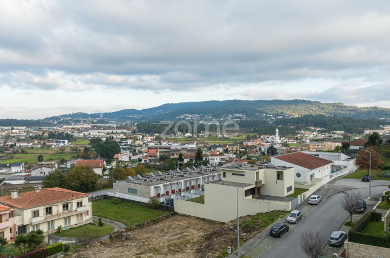Terreno para Venda em Gamil e Midões Foto 7