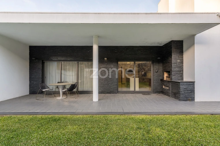 Moradia T4 para Venda em Gamil e Midões Foto 24