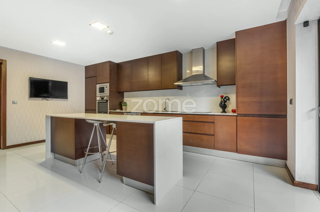 Moradia T4 para Venda em Gamil e Midões Foto 1