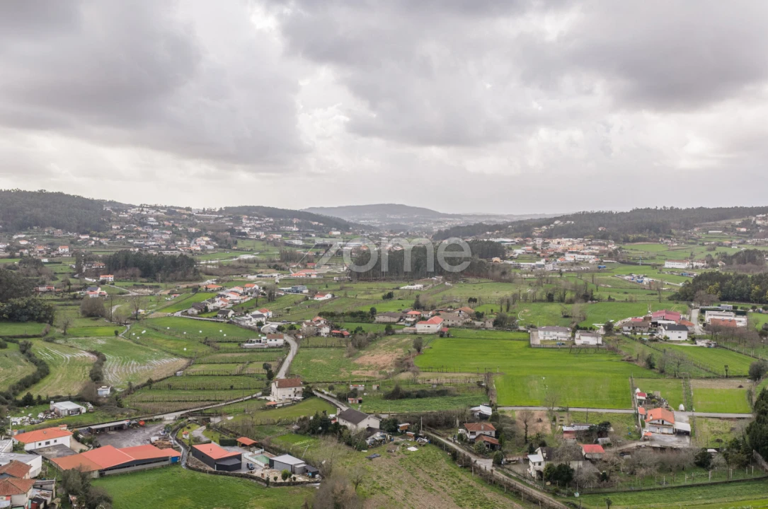Moradia T3 para Venda em Guisande e Oliveira (São Pedro) Foto 4
