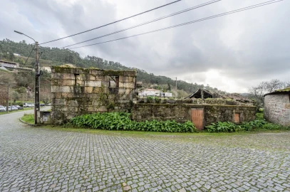 Moradia T3 para Venda em Guisande e Oliveira (São Pedro)