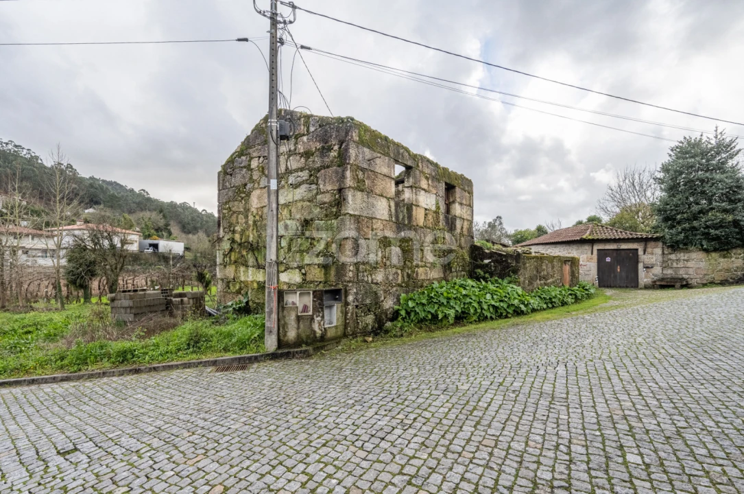 Moradia T3 para Venda em Guisande e Oliveira (São Pedro) Foto 11