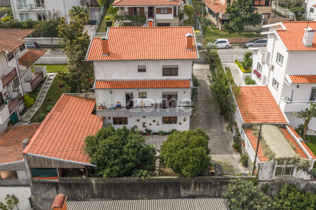Moradia T4 para Venda em Nogueira, Fraião e Lamaçães Foto 32