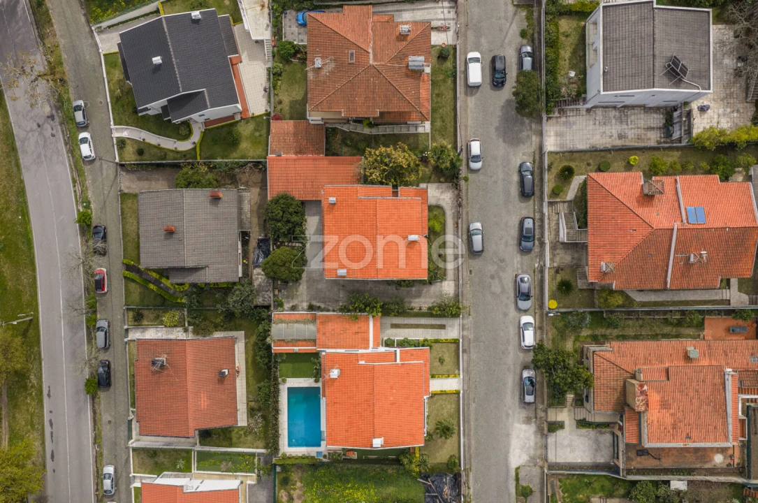 Moradia T4 para Venda em Nogueira, Fraião e Lamaçães Foto 34