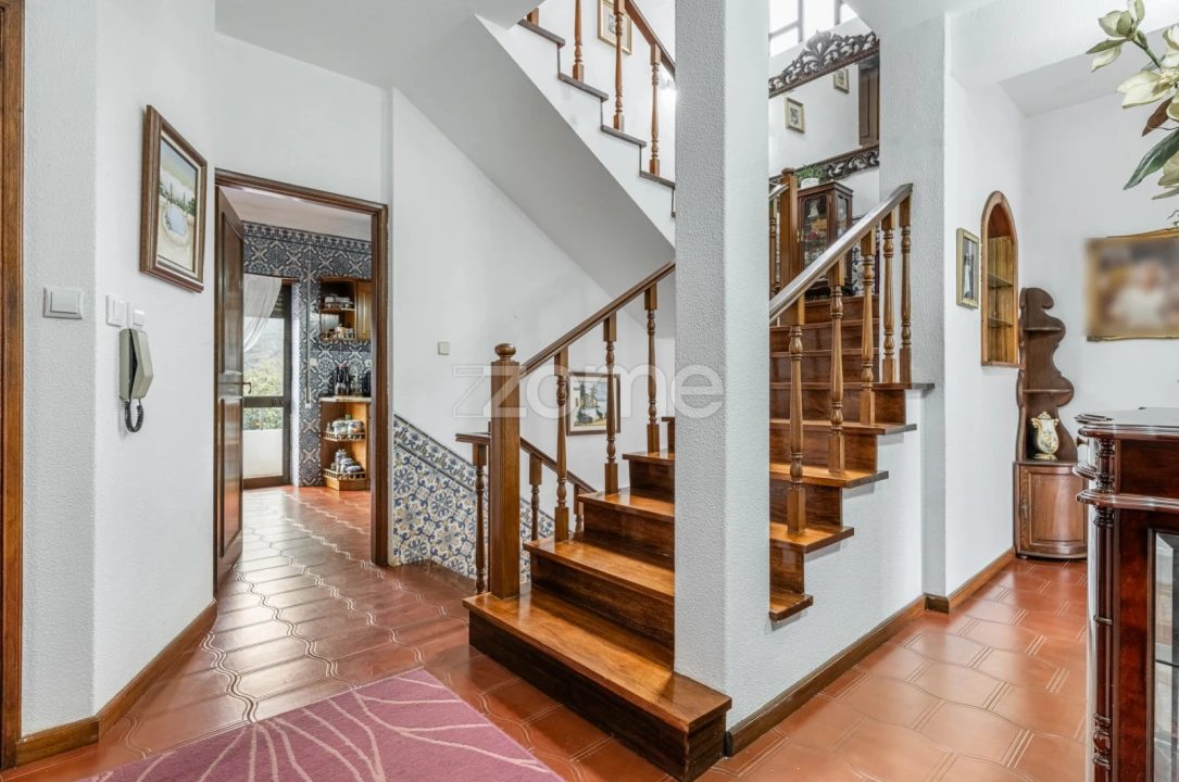 Moradia T4 para Venda em Nogueira, Fraião e Lamaçães Foto 11