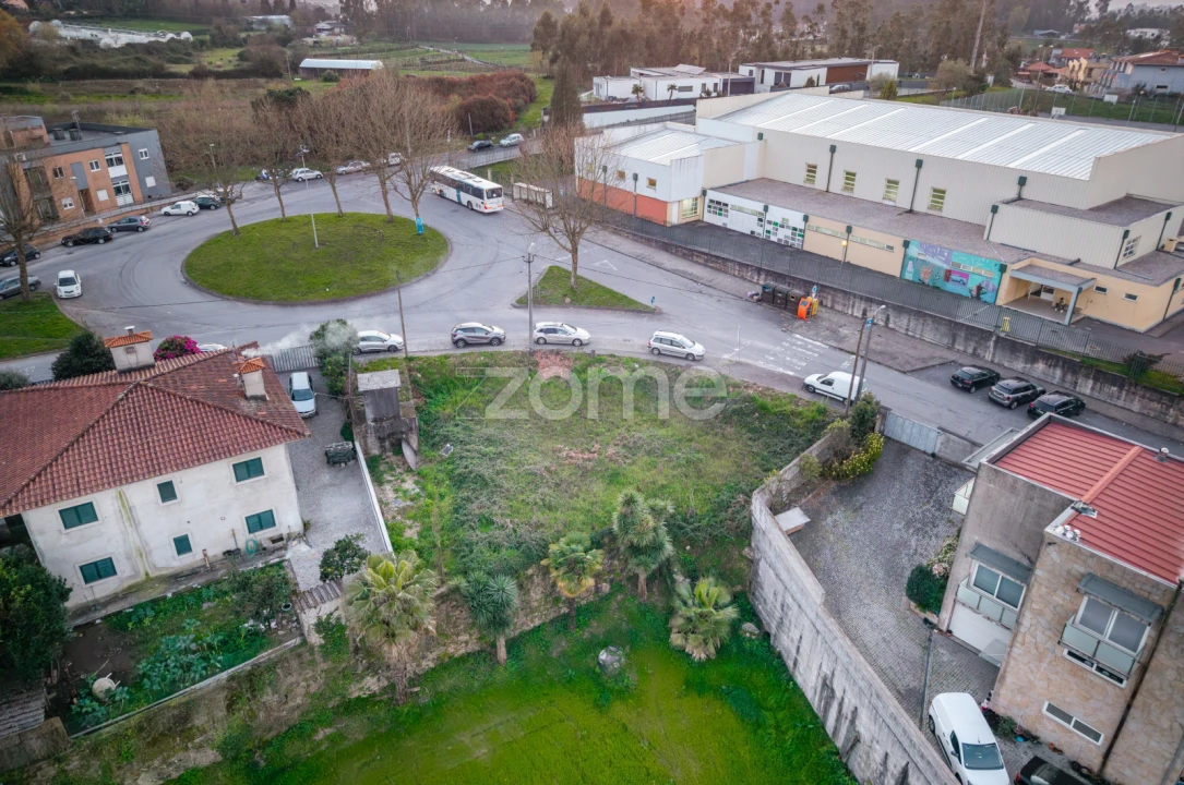 Terreno para Venda em Arnoso (Santa Maria e Santa Eulália) e Sezures Foto 9
