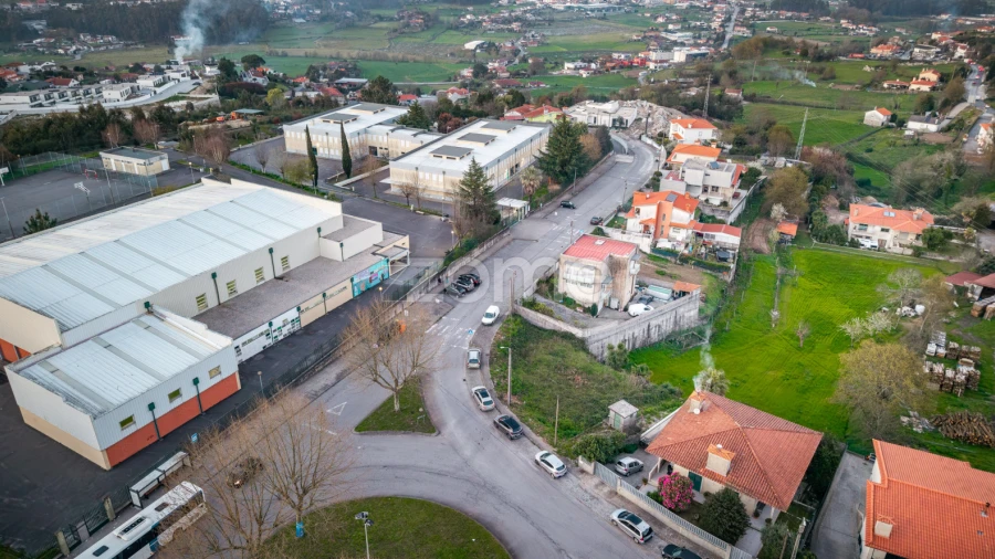 Terreno para Venda em Arnoso (Santa Maria e Santa Eulália) e Sezures