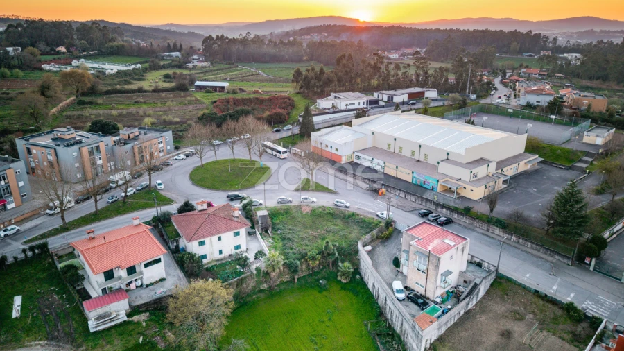 Terreno para Venda em Arnoso (Santa Maria e Santa Eulália) e Sezures