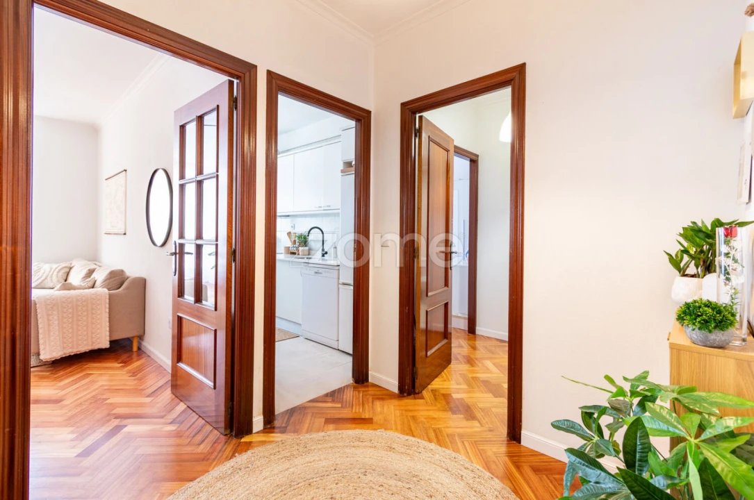 Apartamento T1 para Venda em São Vitor (Braga) Foto 9