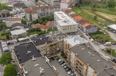Apartamento T3 para Venda em Ferreiros e Gondizalves