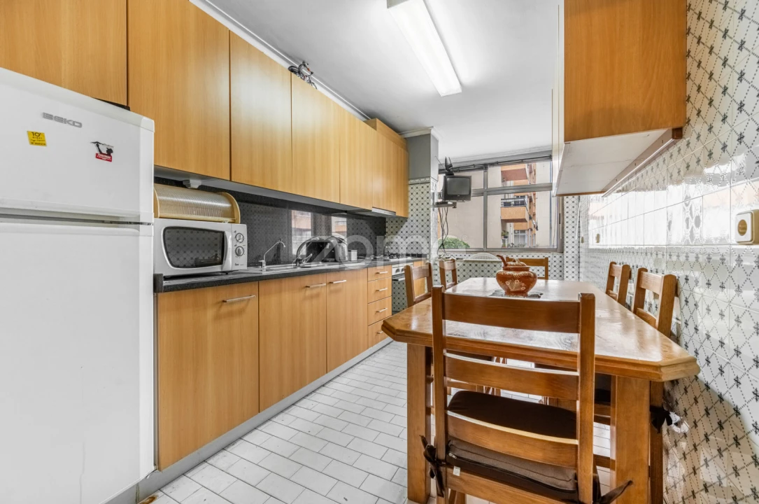 Apartamento T3 para Venda em Ferreiros e Gondizalves Foto 9