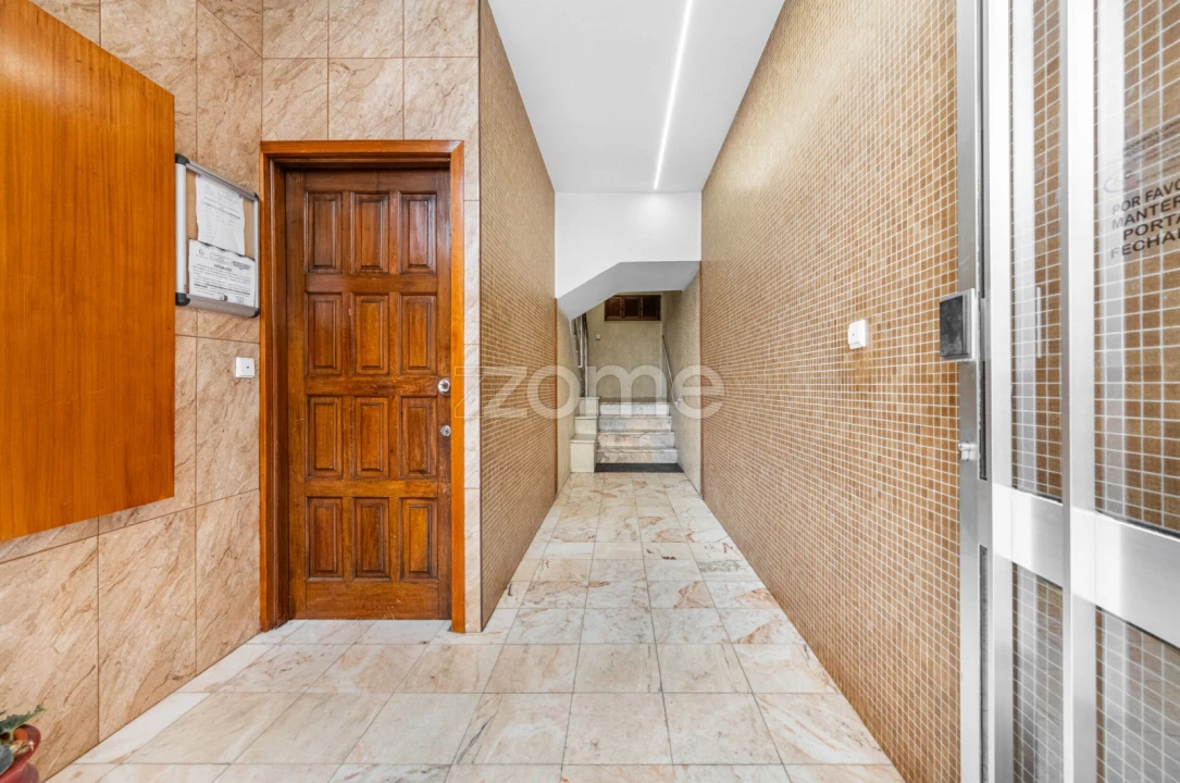 Apartamento T3 para Venda em Ferreiros e Gondizalves Foto 8