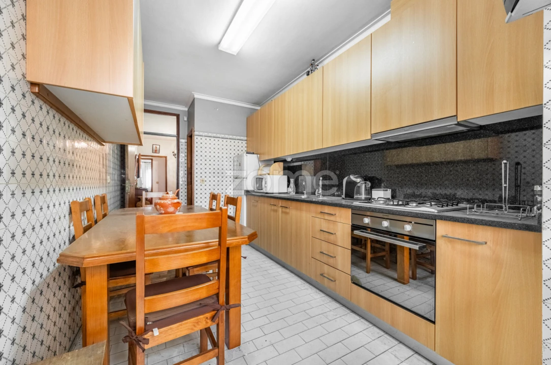 Apartamento T3 para Venda em Ferreiros e Gondizalves Foto 11