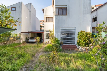 Moradia T4 para Venda em Braga (São José de São Lázaro e São João do Souto)