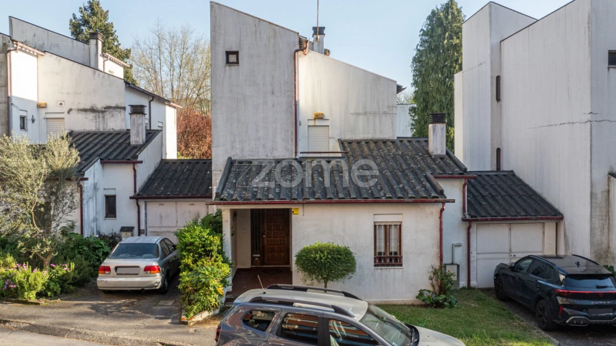 Moradia T4 para Venda em Braga (São José de São Lázaro e São João do Souto)