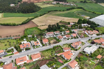 Terreno para Venda em Gondifelos, Cavalões e Outiz