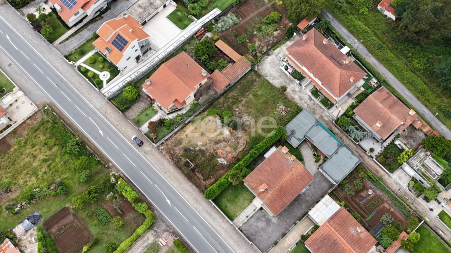 Terreno para Venda em Gondifelos, Cavalões e Outiz