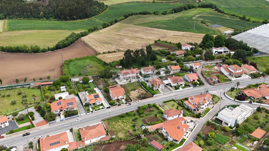 Terreno para Venda em Gondifelos, Cavalões e Outiz
