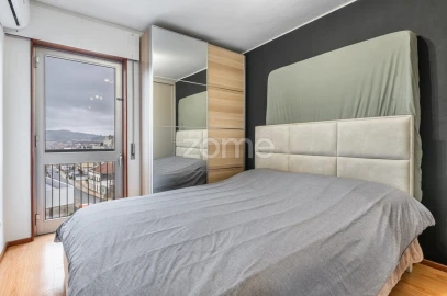Apartamento T3 para Venda em Vila Nova de Famalicão e Calendário