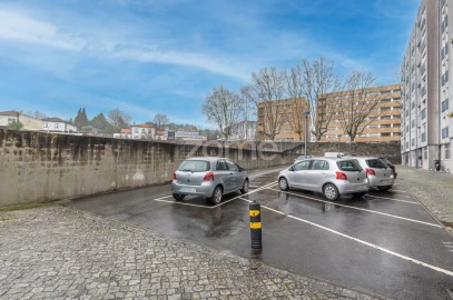Apartamento T3 para Venda em Vila Nova de Famalicão e Calendário