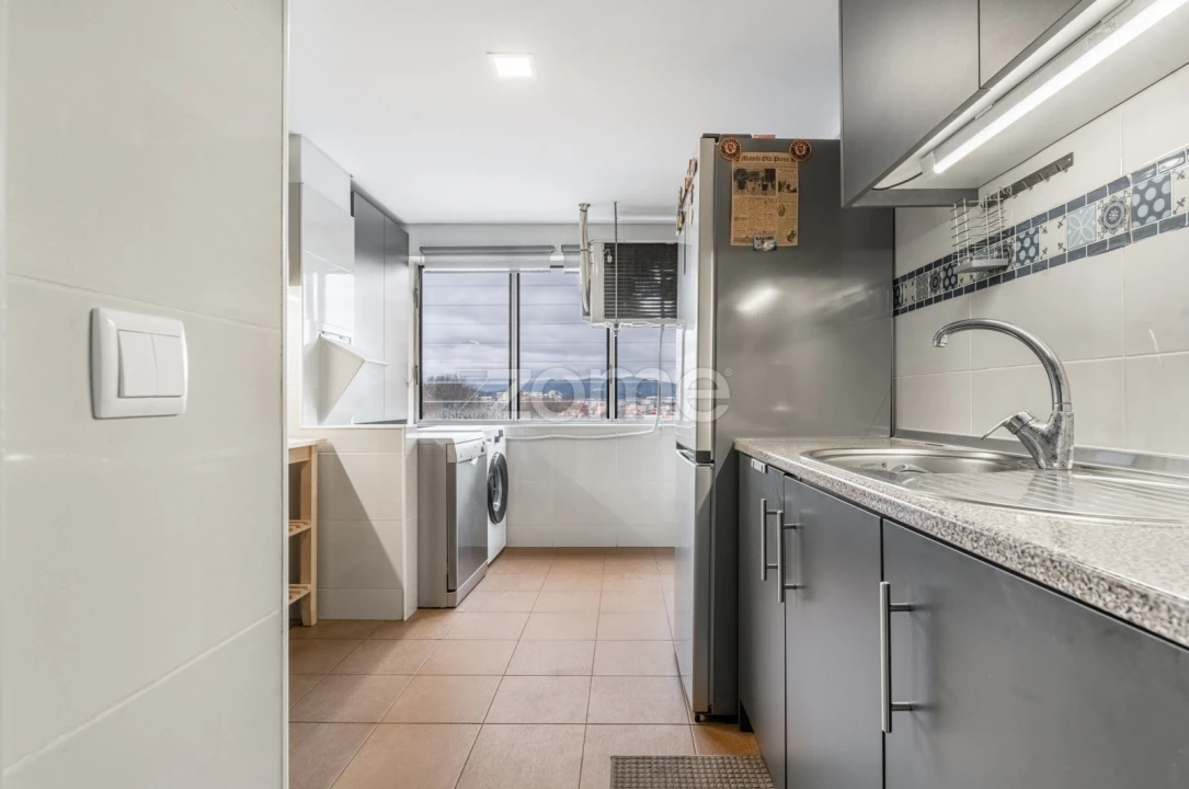 Apartamento T3 para Venda em Vila Nova de Famalicão e Calendário Foto 4