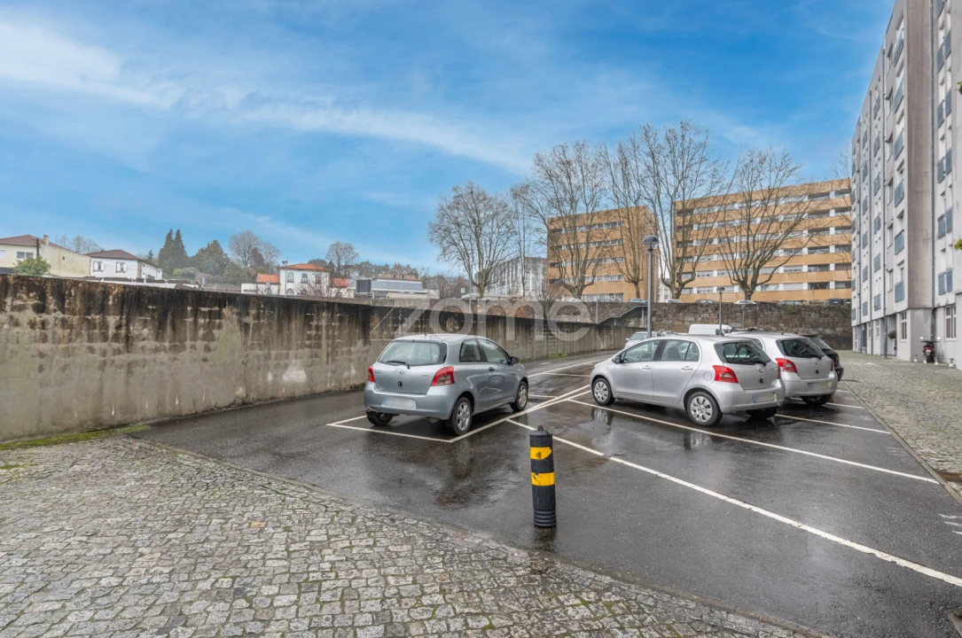 Apartamento T3 para Venda em Vila Nova de Famalicão e Calendário Foto 18