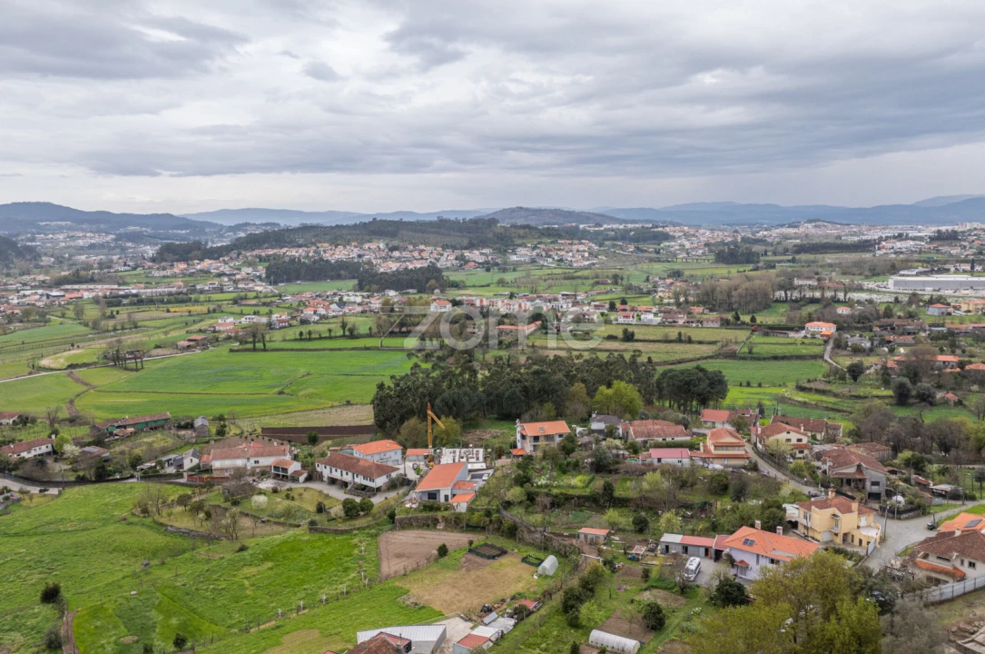 Terreno para Venda em Esporões Foto 11
