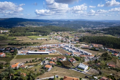 Terreno para Arrendamento em Sequeade e Bastuço (São João e Santo Estêvão)