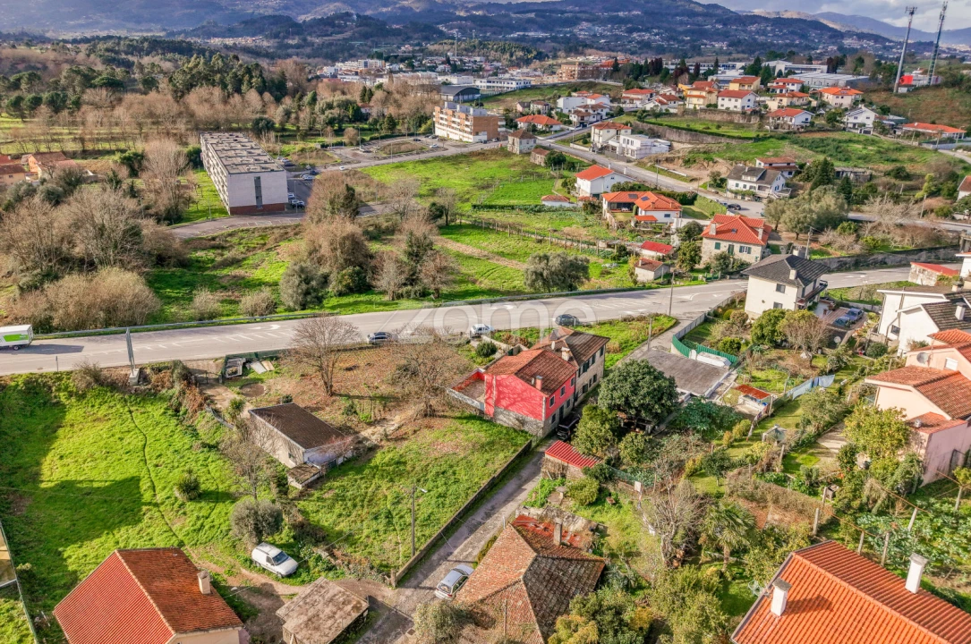 Moradia T3 para Venda em Ponte da Barca, V.N. Muía, Paço Vedro Magalhães Foto 32